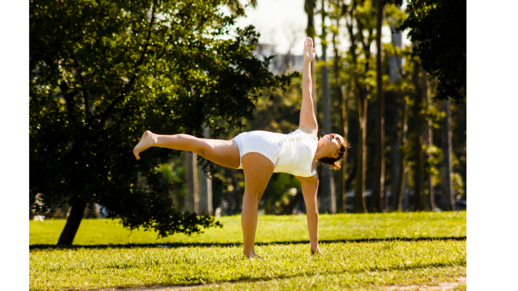 La demi-lune (Ardha Chandrasana)